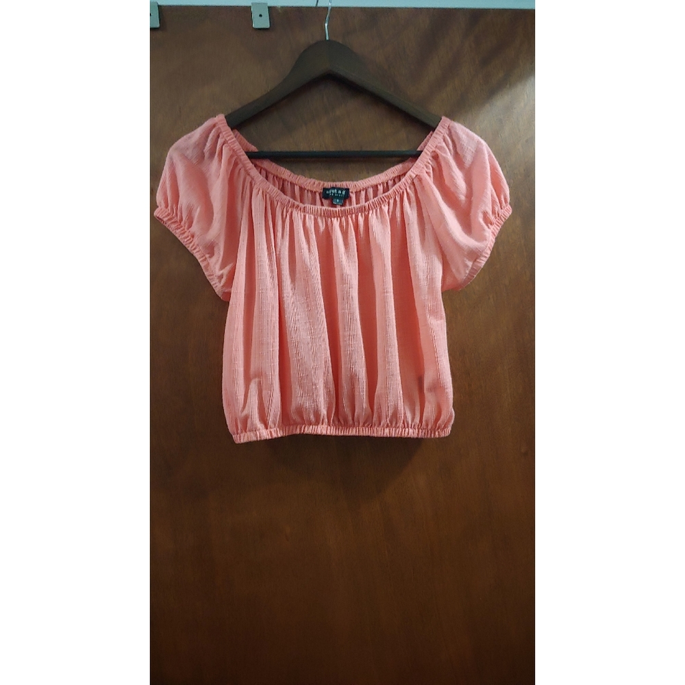 Coral Short Sleeved Crop Top